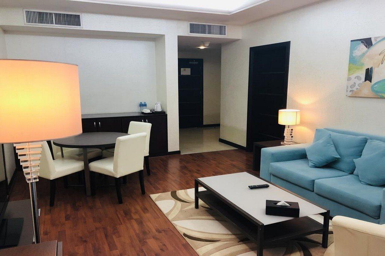 Gokulam Park Doha Hotell Eksteriør bilde