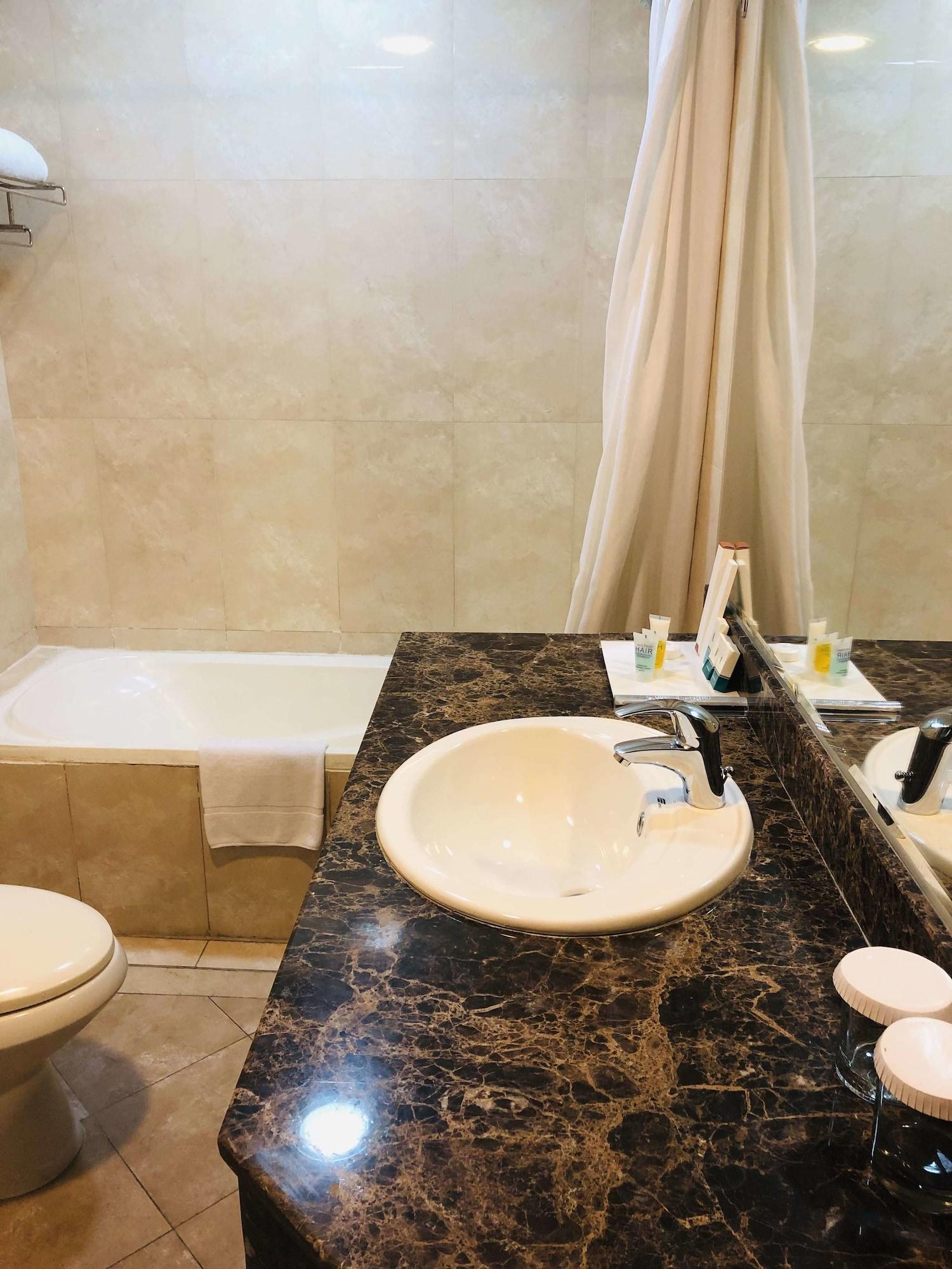 Gokulam Park Doha Hotell Eksteriør bilde