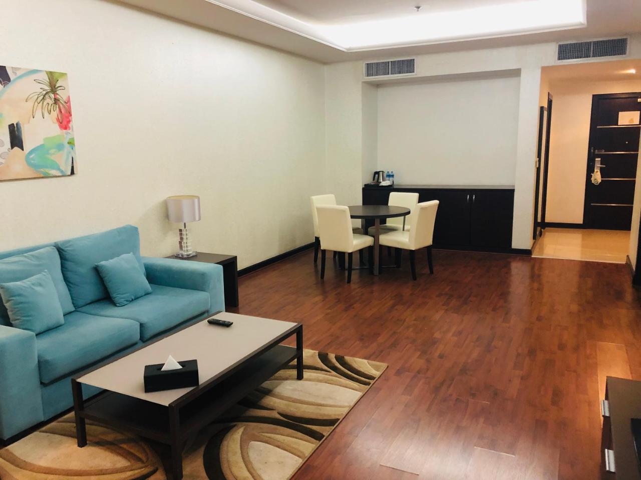 Gokulam Park Doha Hotell Eksteriør bilde