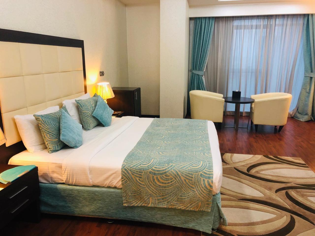 Gokulam Park Doha Hotell Eksteriør bilde