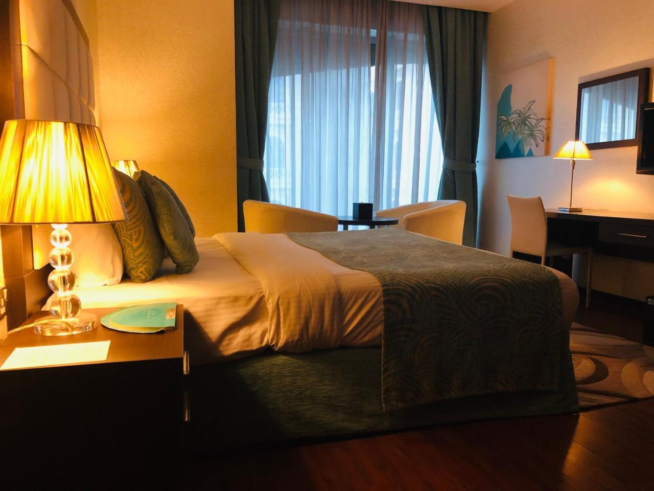 Gokulam Park Doha Hotell Eksteriør bilde